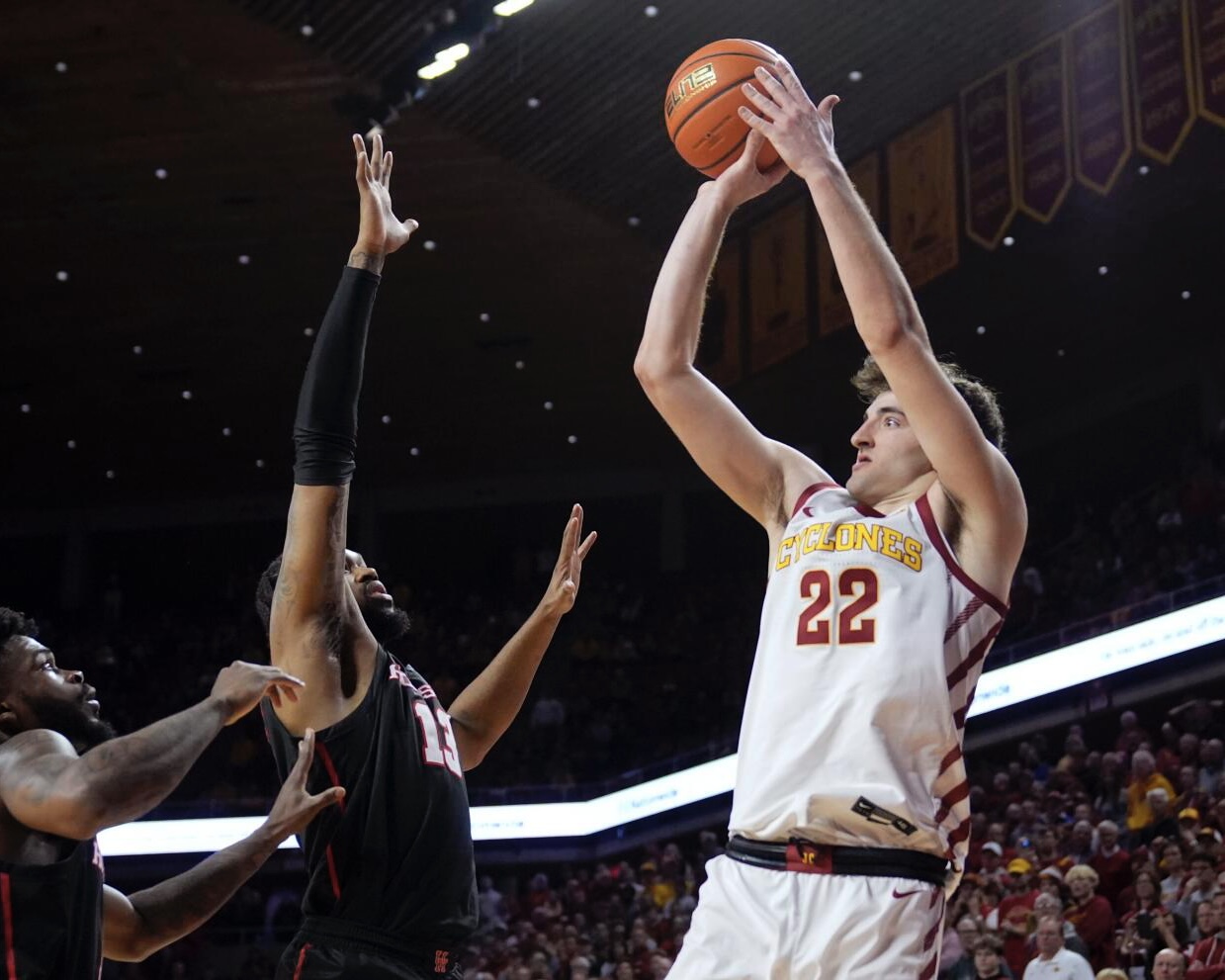 #6 Iowa State at #2 Houston Betting Preview: One Best Bet for Monday’s Top 10 Big 12 Matchup